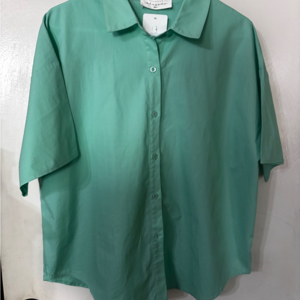 American Threads Green Short Sleeve Top